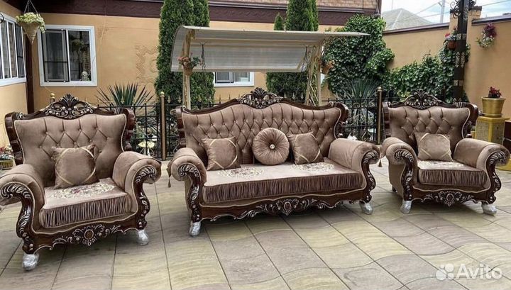 Диван и кресла