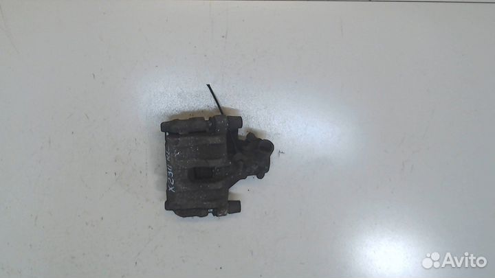 Суппорт Mazda 3 (BK), 2006