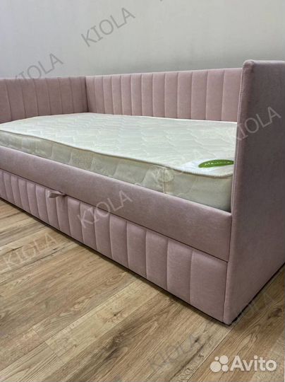 Детская мягкая кровать