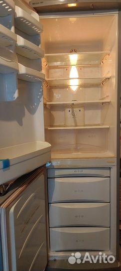 Продам холодильник LG