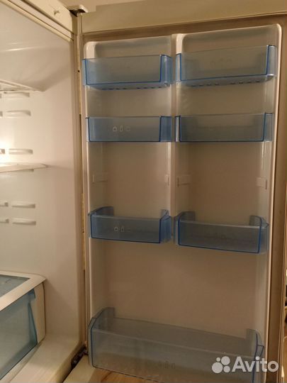 Продаю холодильник