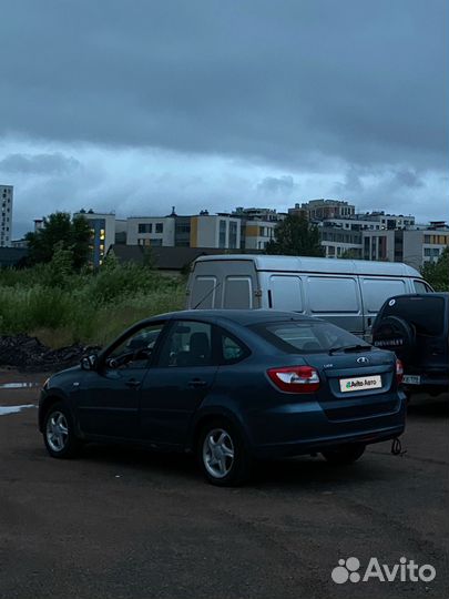 LADA Granta 1.6 AT, 2015, 150 000 км