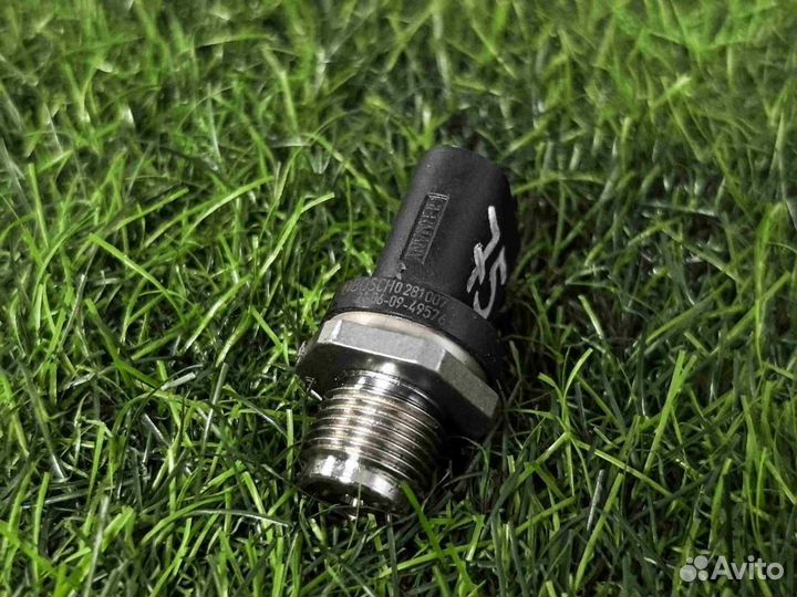 Датчик давления топлива Bmw 5-Series G30 2.0
