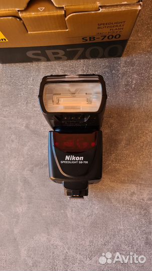 Фотовспышка Nikon SpeedlightSB-700Ф