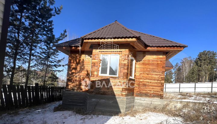 Дом 198 м² на участке 10,6 сот.