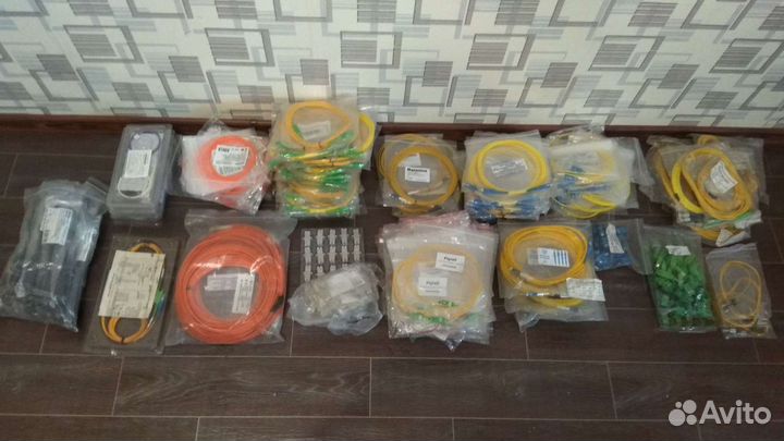 Пигтейлы, адаптеры, патчкорды, оптоволокно