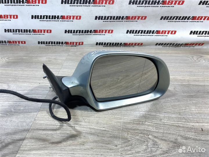 Зеркало правое Шкода Октавия А5