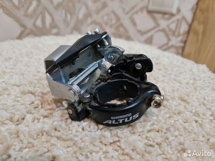Передний переключатель shimano
