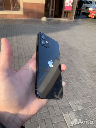 iPhone 12, 64 ГБ