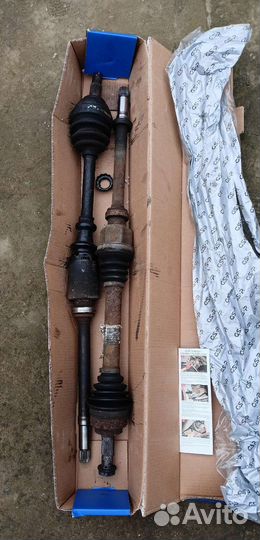 Привод передний правый на Пежо партнёр