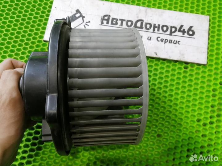 Моторчик отопителя Mercedes Benz ML W163