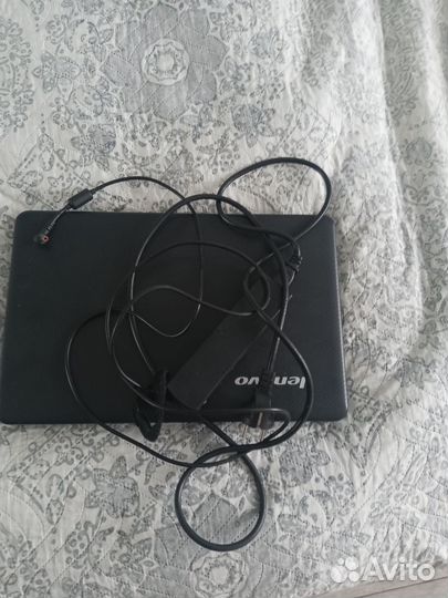 Ноутбук lenovo