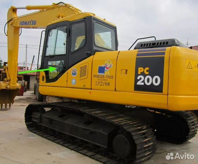 Стекло на Экскаватор Komatsu PC200 7серия