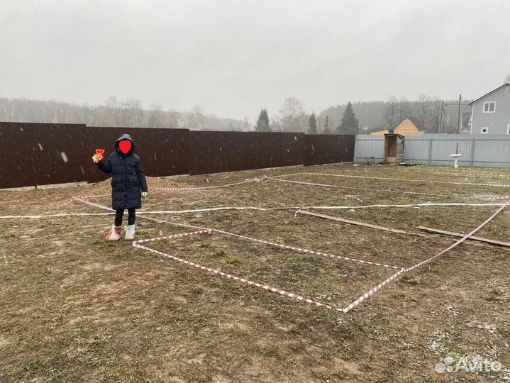 Геодезист. Вынос границ участка. Топография