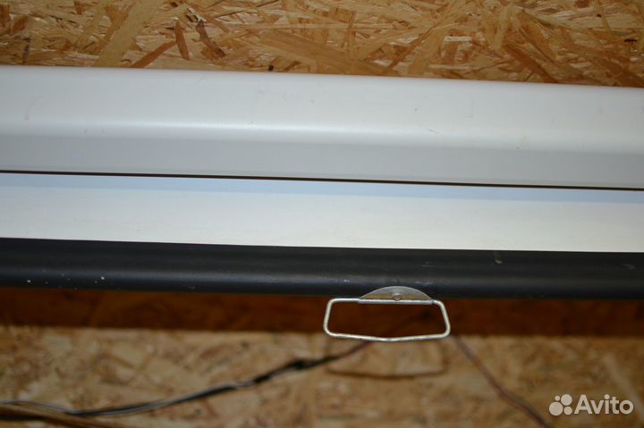 Экран для видеопроектора