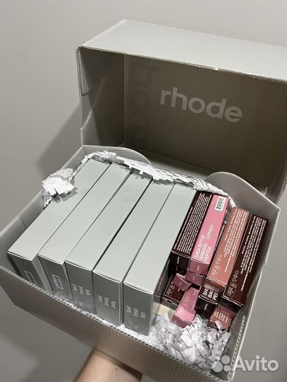 Блески от Rhode в наличии