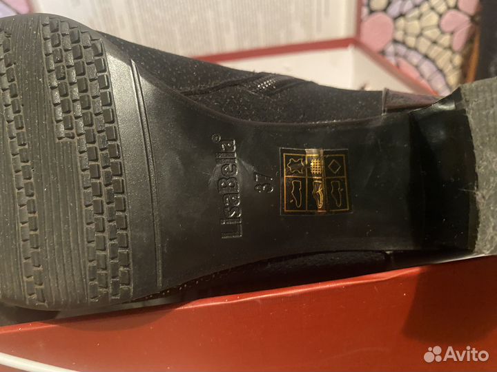 Ботинки женские 37 размер
