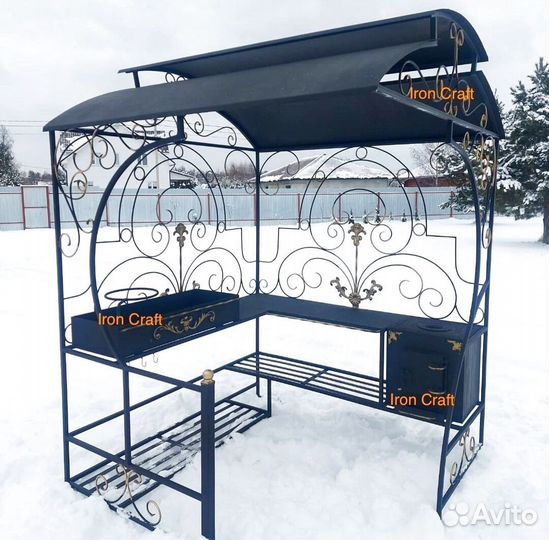 Мангал с крышей и печкой под казан