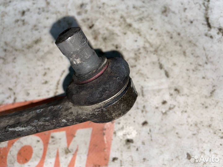 Рычаг передний левый верхний Audi A4 B8 2010