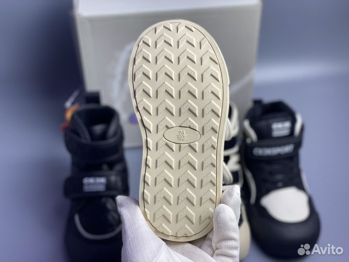 Босоногие детские демисезонные ботинки 28-35р