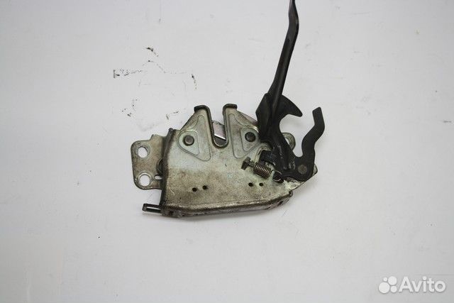 Замок капота 5908A226 Mitsubishi L200