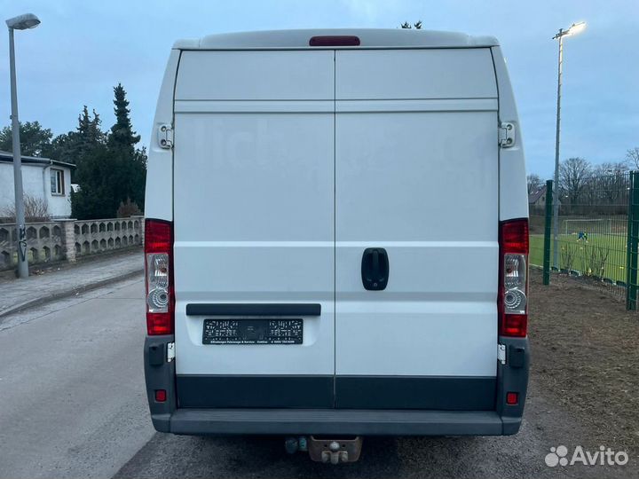 На разборе Peugeot Boxer Пежо боксер 250 2014 год