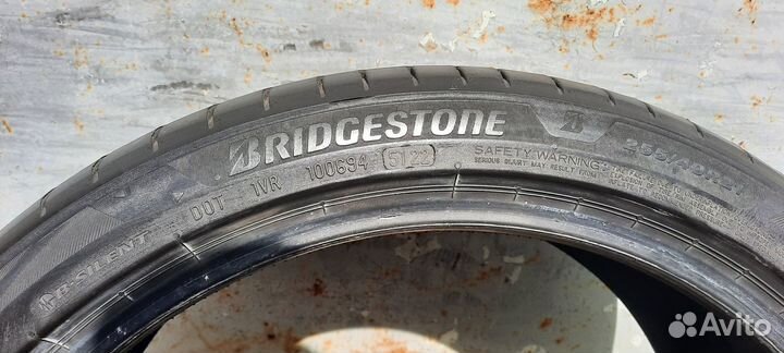 Bridgestone Turanza 6 255/40 R21 102Y