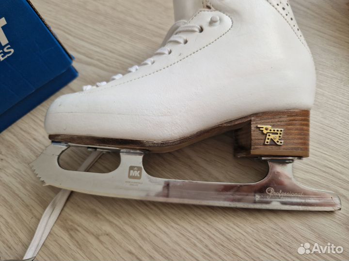 Коньки фигурные RF3 Pro