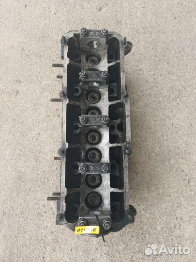 Головка блока цилиндров Volkswagen Passat B3 06810