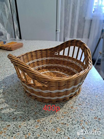 Плетеные корзинки из бумажной лозы