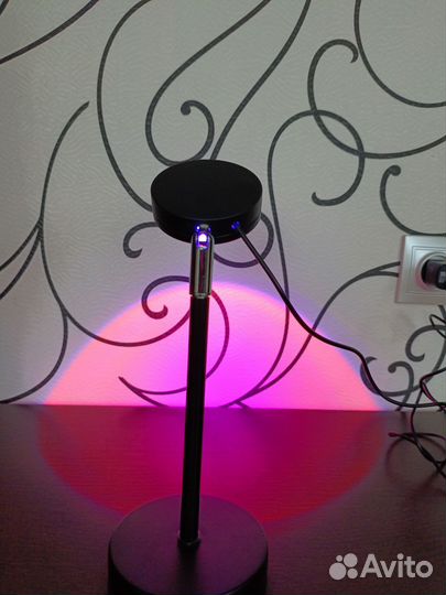 Лампа закатная блогерская светильник