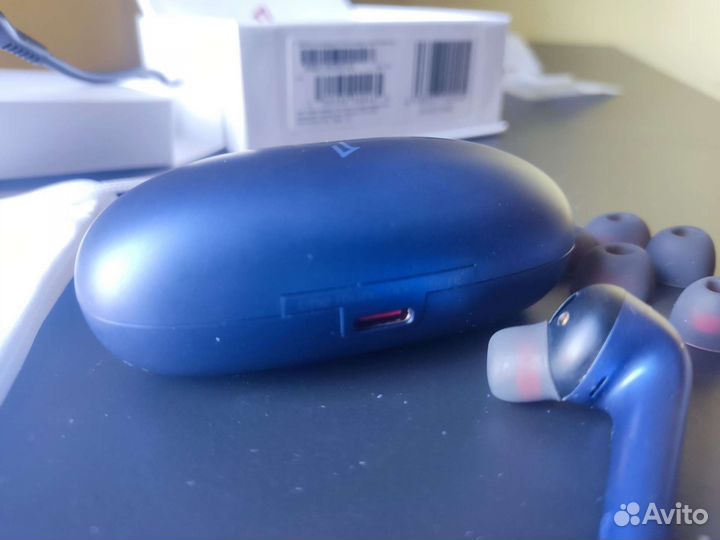 Беспроводные наушники