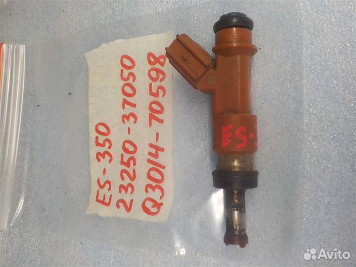 Форсунка инжекторная электрическая Lexus ES 350