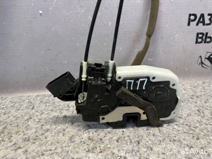 Замок двери передний правый Nissan Almera G15