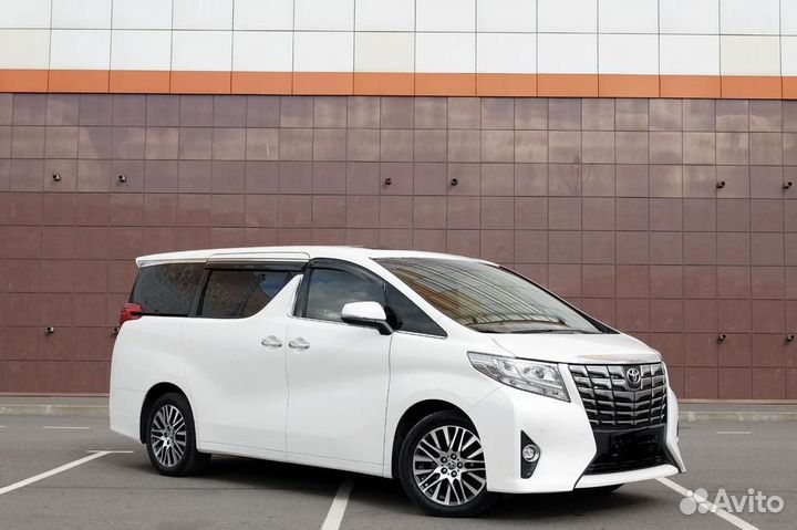 Аренда автомобиля с водителем,трансферы