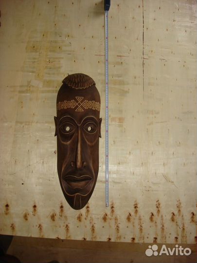 Маска деревянная