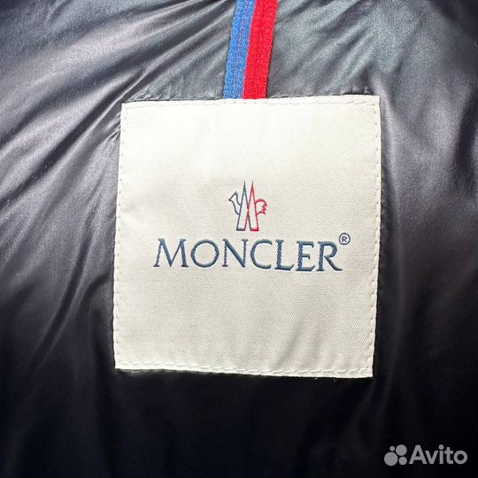 Пуховик moncler