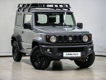 Suzuki Jimny 1.5 AT, 2020, 40 000 км, с пробегом, цена 2 624 000 руб.