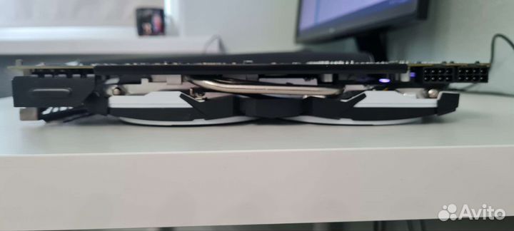 Видеокарта rx590 8gb