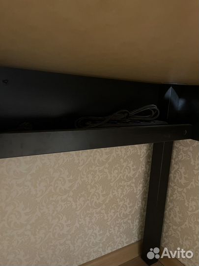 Письменный стол IKEA микке