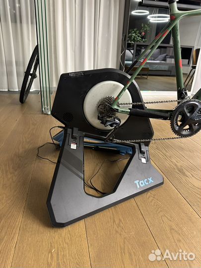 Велостанок Tacx Neo 2T SMART