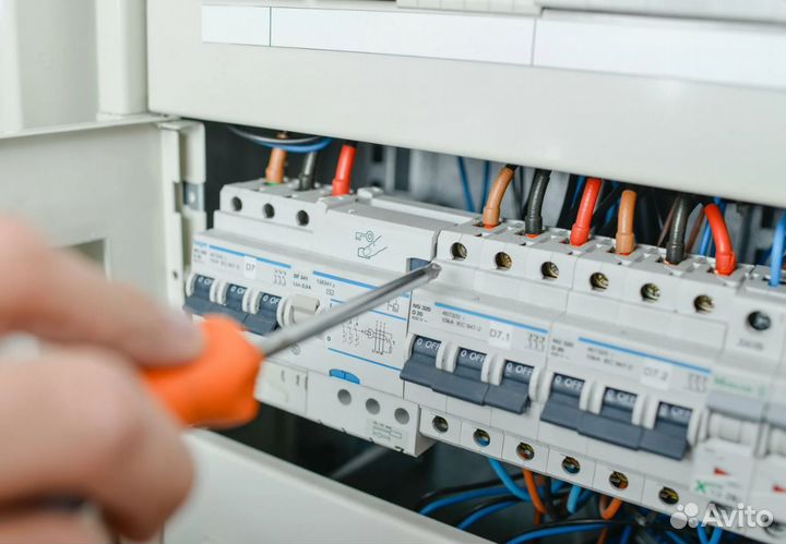 Электрик. Частник. Электромонтажник