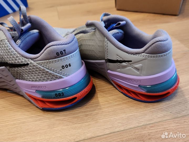 Кроссовки Nike React hyperlift женские