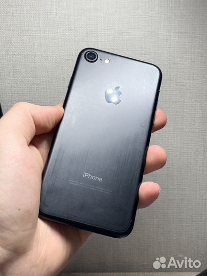 iPhone 7, 128 ГБ