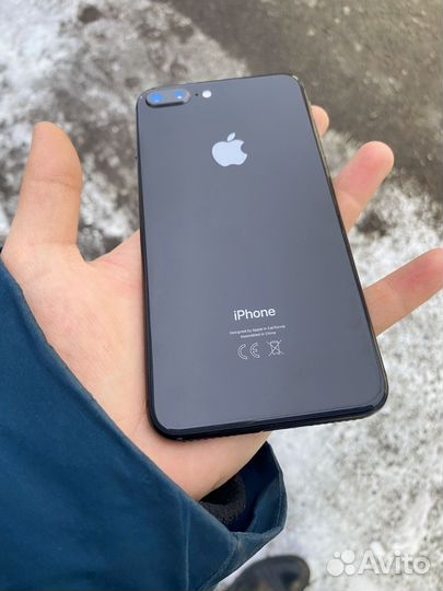 iPhone 8 Plus, 64 ГБ