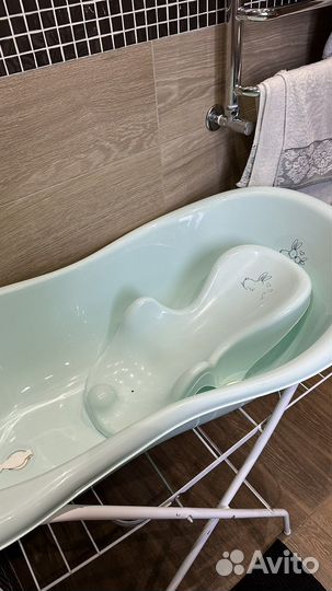 Ванночка для купания с подставкой
