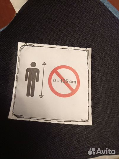 Детское сиденье в машину бустер