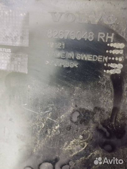 Крыло кабины Volvo FM5 82674229