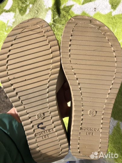 Босоножки женские