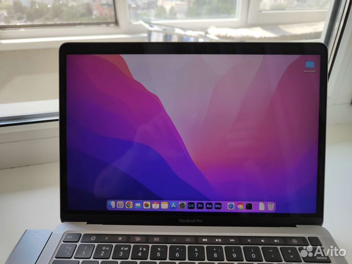Apple MacBook Pro 13 Ноутбук